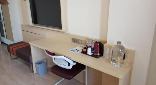 Номер Deluxe 7Days Premium Zhangjiakou Xuanhua Bell Tower High Speed Railway Station Branch