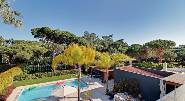 Villa Bahamas in Vilamoura, Rezervovat Vila Hotely v Sotavento s parkováním, Parkování
