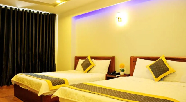 Четырёхместный номер Standard с видом на море SeaSide Hotel Quy Nhơn
