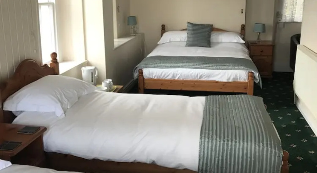 Четырёхместный номер Standard Hartland Quay Hotel