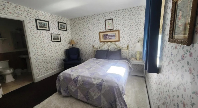 Номер Comfort Greystone Manor Bed & Breakfast
