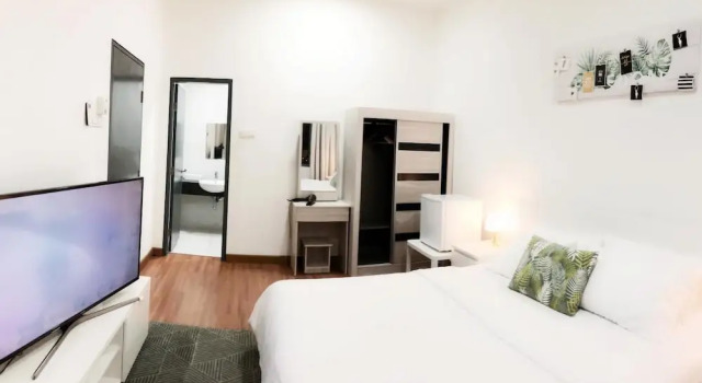 Номер Premier MaxStays - Max Home at Da Men Residences