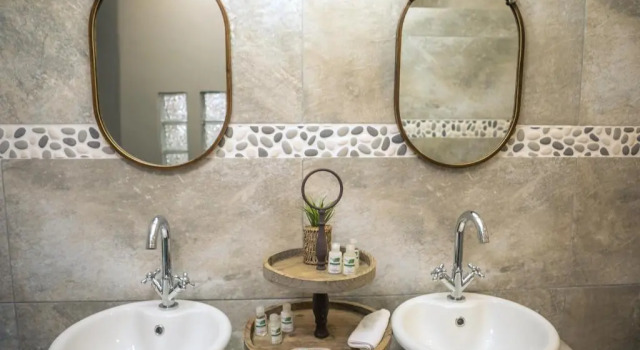 Люкс Superior Big 5 Guest House Witbank