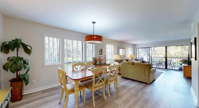7813 Centre Court, Забронировать Отель Хилтон-Хед-Айленд Lowcountry, рядом с The Golf Courses of Palmetto Dunes