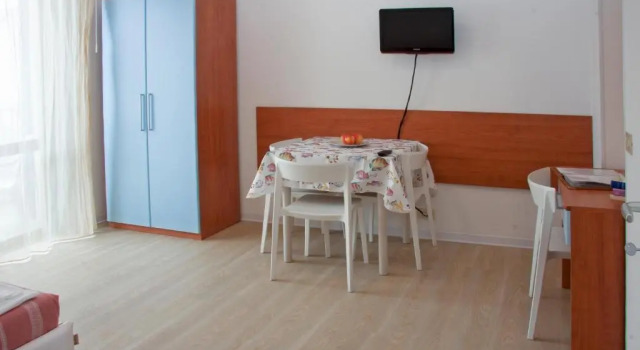 Residence Sunrise, Забронировать Отель Отели Побережья Марок 3 звезды, 3*