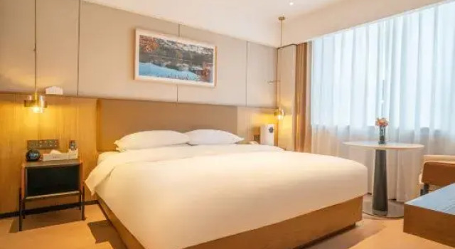 Люкс Business Tianlu Yunjv Hotel (Urumqi Tianshan District Government)