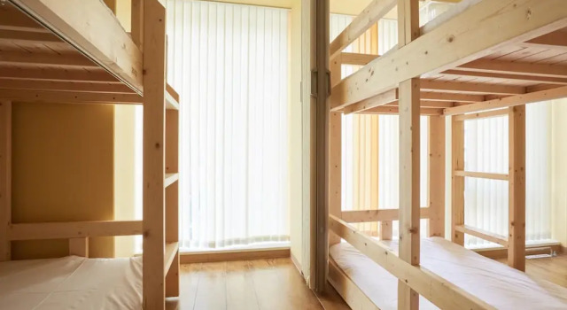 Кровать в общем номере (мужской номер) Bed & Breakfast RENGA – Hostel
