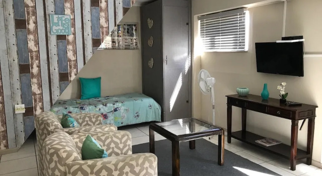 Bay Breeze Guesthouse