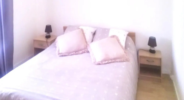House With 2 Bedrooms in Solaro, With Wonderful Mountain View, Enclose, Varaa Hotelli  