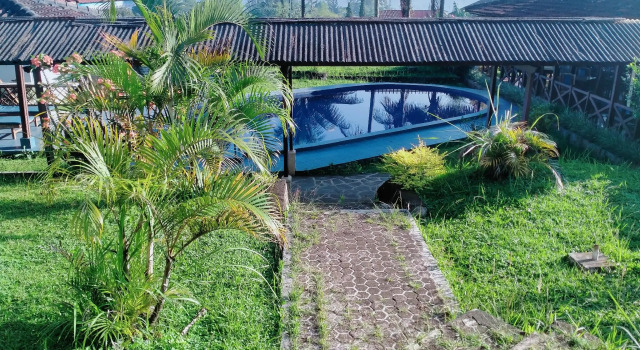 Hotel Lembah Nyiur