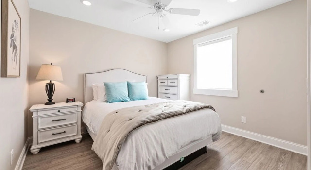 539 Bay St. Lake View Condo Unit 203E, Забронировать Апартаменты/квартира Траверс-Сити штат Мичиган, рядом с Туристический центр Траверс-Сити