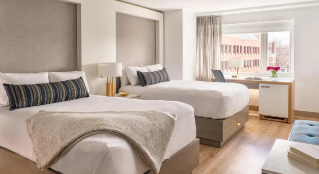 Четырёхместный номер Standard Harvard Square Hotel