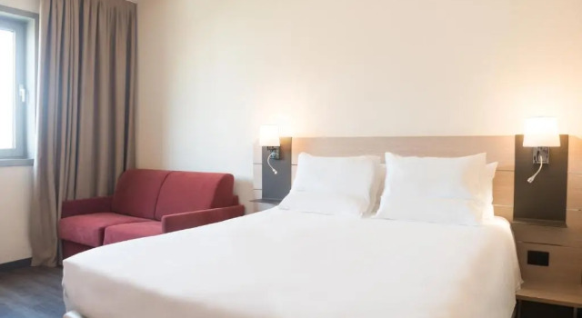 Двухместный номер с диваном Superior Novotel Brescia 2