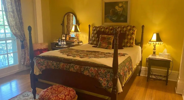 Номер Deluxe Montrose Inn