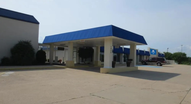 Americas Best Value Inn Vandalia, Rezerwuj Hotel Hotele w Illinois z basenem, Basen