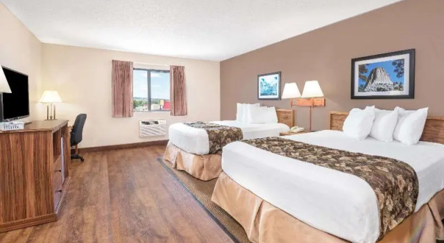 Номер Standard Days Inn by Wyndham Spearfish