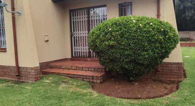 Birch Street Homestead, Boek Hotel Midrand 