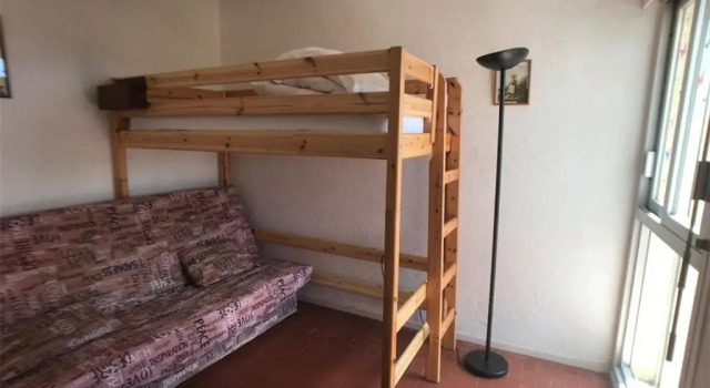 Appartement Port Leucate, 3 pièces, 6 personnes - FR-1-81-126, Book Lejlighed Hoteller i Corbières med parkering, Parkering