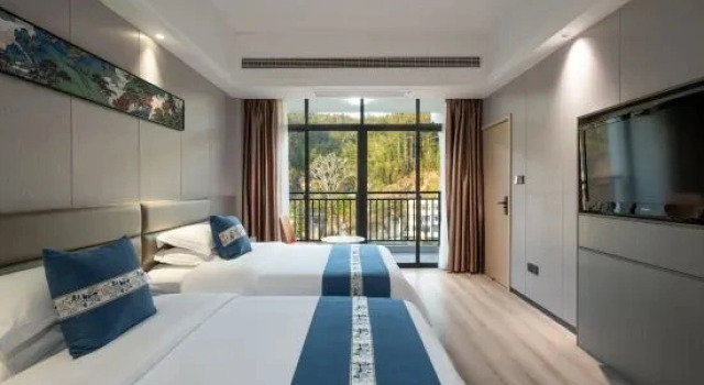 Люкс Hua Zi Hotel