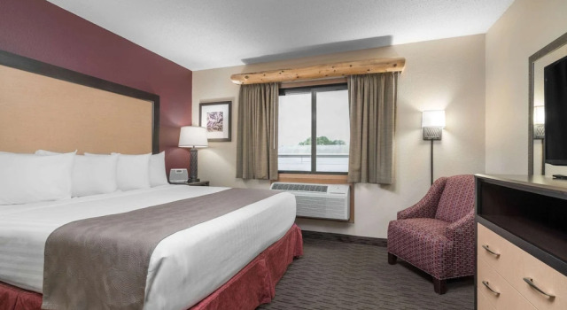 Номер Standard AmericInn by Wyndham Detroit Lakes