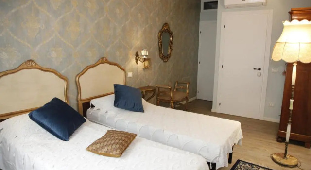 Номер Standard Juliets nest in Verona