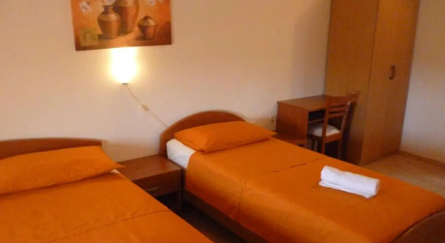 Номер Standard Accomodation Suran