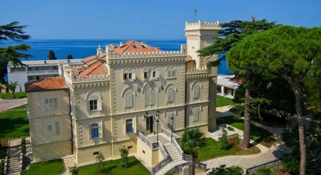 Isabella Castle *****, Забронировать Отель Отели Пореч 5 звезд, 5*