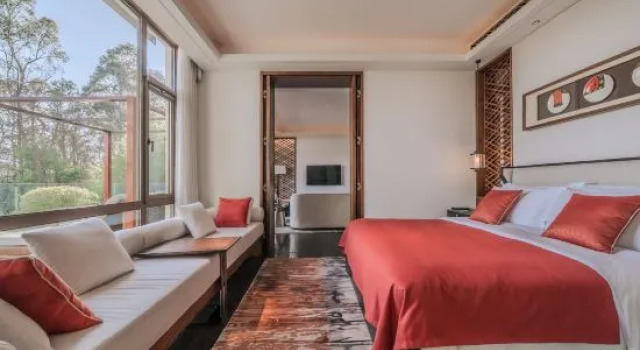 Люкс Premier с красивым видом из окна Honor Resort Yun Shu Dali