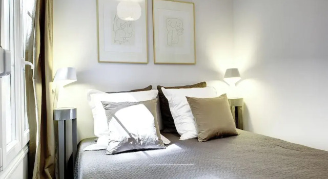 Paris Marais Central Residence, Забронировать Отель Париж Иль-де-Франс, рядом с Станция метро Rambuteau