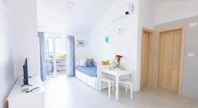 Citadela Veli Lošinj, Забронировать Отель Мали-Лошинь Лошинь