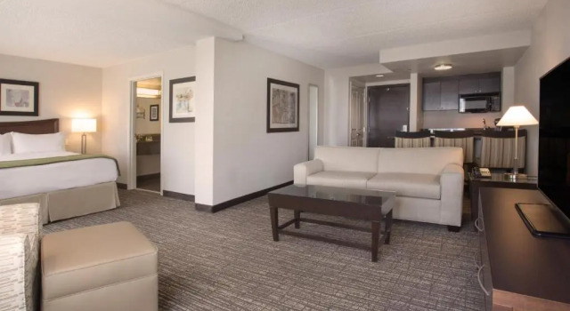 Люкс с видом на город Holiday Inn Scottsdale North- Airpark by IHG