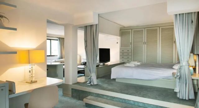 Athens Penthouse Suite on 6th floor