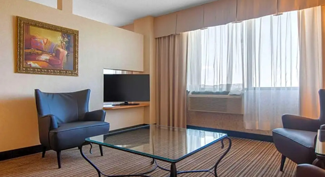 Двухместный люкс Holiday Inn St-Jean-sur-Richelieu Congrès by IHG