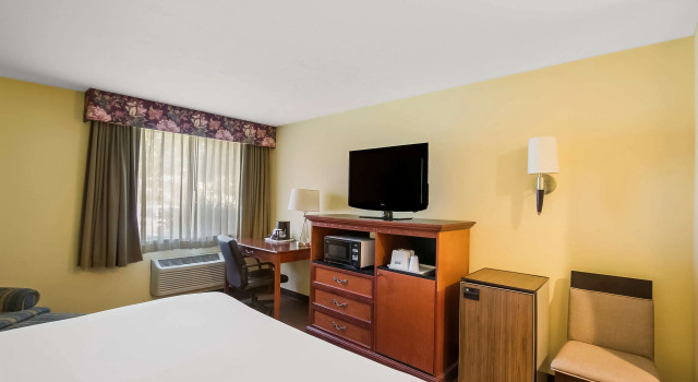 Двухместный номер Standard Americas Best Value Sandman Inn