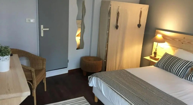 Двухместный номер Standard Le Pavillon Bleu