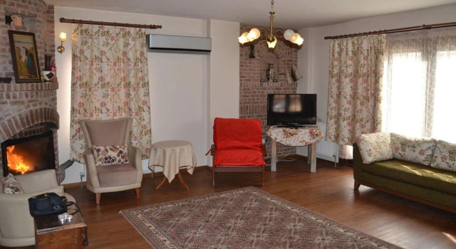 Villa Ozdilek, Varaa Villa Hotellit Marmara-alue pysäköinnillä, Pysäköinti