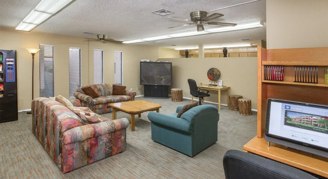 GetAways at Havasu Dunes Resort, Забронировать Курортный отель Лейк-Хавасу-Сити штат Аризона