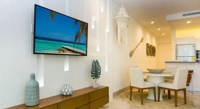 Апартаменты Grand с 3 комнатами с балконом Oceana Beachside Condo
