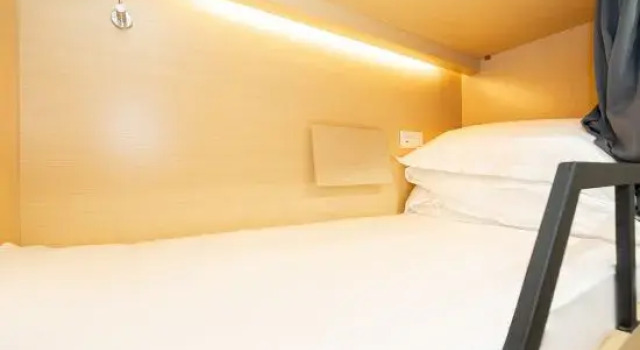 Четырёхместный люкс Jiting Youth Hostel