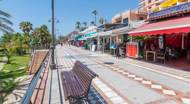 Benalmadena Costa II - First Line Beach 1BR Apartment, Забронировать Апартаменты/квартира СПА-отели Бенальмадена, рядом с Торговый центр Puerto Marina, SPA-услуги