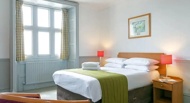 Номер Standard с видом на море The Golden Lion Hotel