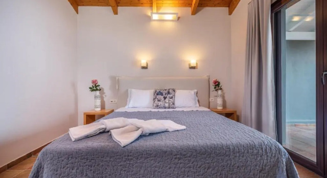 Двухместный номер Standard с видом на море Trizonia Bay Hotel