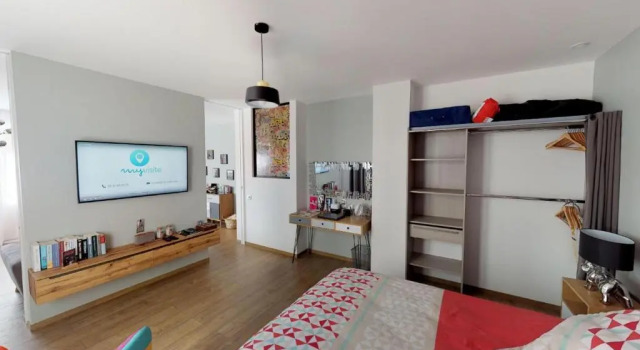 Апартаменты Appartement cosy avec balcon au coeur de Grenoble