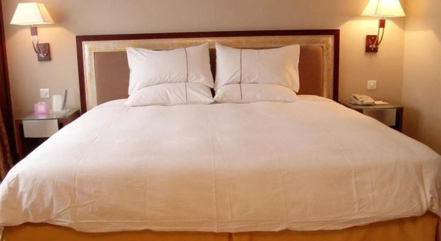 Post Office Building Hotel - Guangzhou, Boek Hotel Hotels in Guangdong met parkeren, Parkeren
