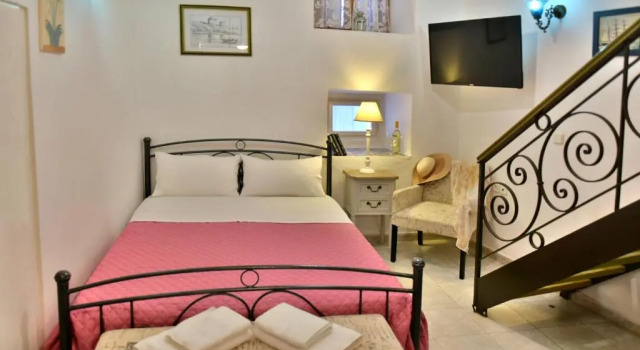 2-level Apartment "Mandraki", Book Apartment Mandraki Hydra