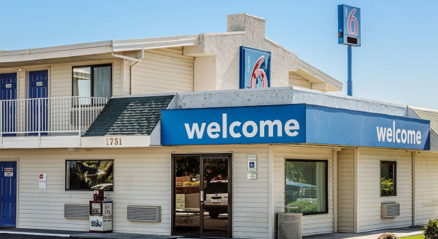 Motel 6-Richland, WA - Kennewick, Забронировать Мотель Отели Tri-Cities с парковкой, Парковка