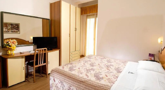 Двухместный номер Standard с балконом Hotel Antonella & Mael