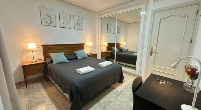 Habitaciones Díaz, Забронировать Апарт-отель Апарт-отели Мадрида, рядом с San Camilo Hospital Quirón, Апарт-отель