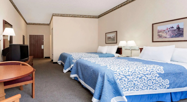 Четырёхместный номер Standard Magnason Hotel