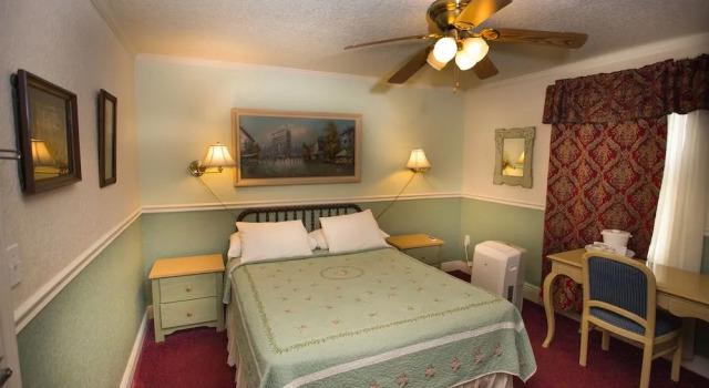 The Hotel Redland, Забронировать Отель Хомстед Biscayne National Park, рядом с Florida Keys Outlet Marketplace
